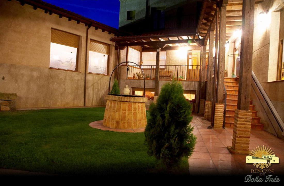 Rincon De Dona Ines Hotel Villanueva de la Condesa Ngoại thất bức ảnh